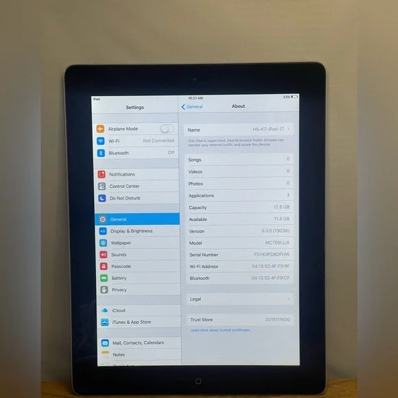 Apple iPad 3rd Generation 16GB WiFi Tablet - Black